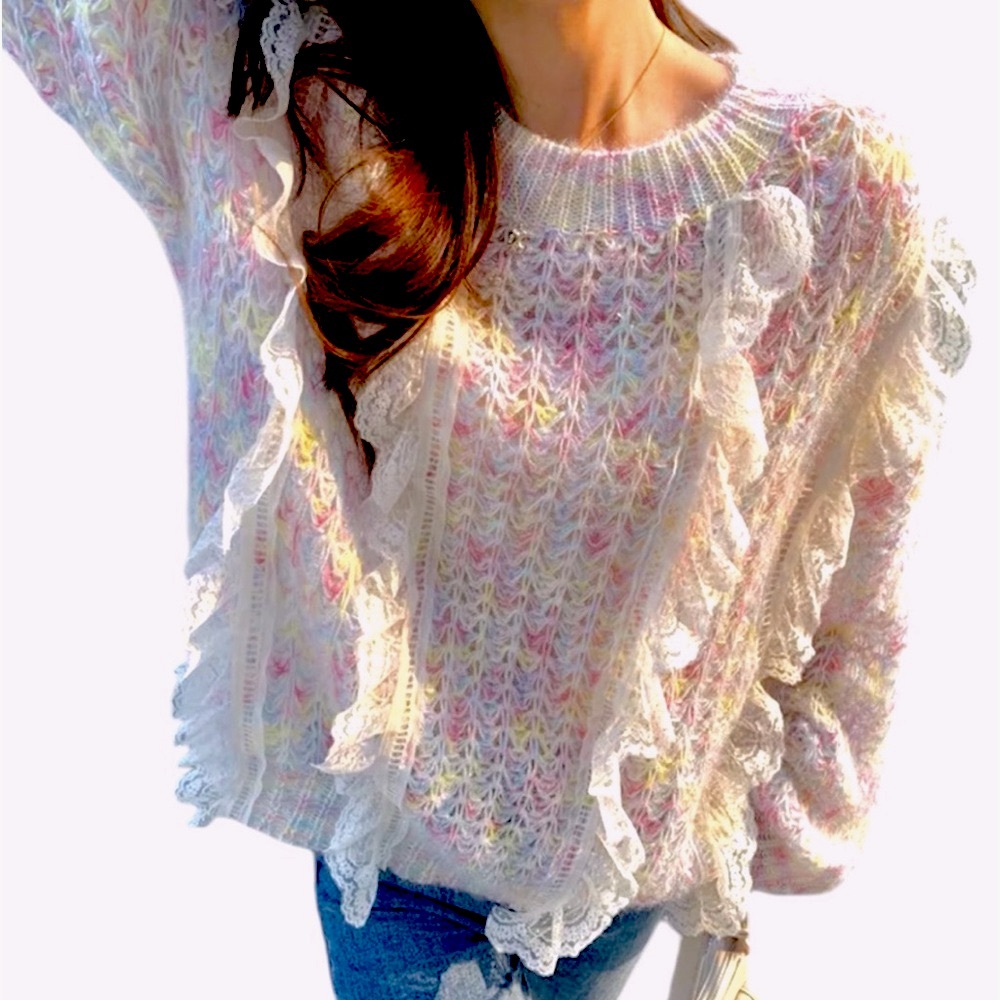 NWT - Irococo whimsical sweater with lace detail oversized